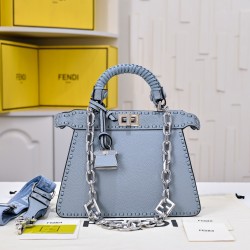 350 Model 7705 Iconic peekaboo iseeu Ideal compact handbag hand-stitched with 306 stitches in the same color and large bright thread representing traditional selleria craftsmanship in a selection of dove grey cuoio romano leather with iconic natural grain