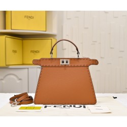 250 model 3361 the latest Peekalboo macaroon hand-sewn kitten bag glittering people love the powerful Peekaboo series has a new baby bag with a full of diamonds back super much this PeekabooPetite small and compact but not at all waste cell phone wallet m