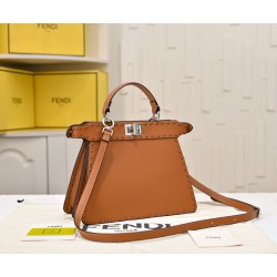 250 model 3361 the latest Peekalboo macaroon hand-sewn kitten bag glittering people love the powerful Peekaboo series has a new baby bag with a full of diamonds back super much this PeekabooPetite small and compact but not at all waste cell phone wallet m