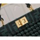 260 model 4406FI new old flower weaving kitten peekaboo is fendi the most classic a handbag on the body is super good to see the highest rate of pieces can be a variety of retro with the classic style is really the more you look the more you like comes wi