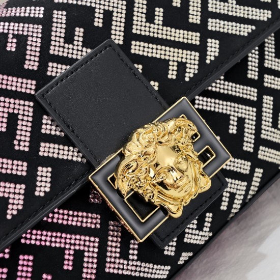 230 color clash baguette decorated with diamonds very unique shape design many fashionistas recommended long and short straps are matched inside is yellow details chic Model No. 7711 colorful hot diamonds size 28x75x14cm138F