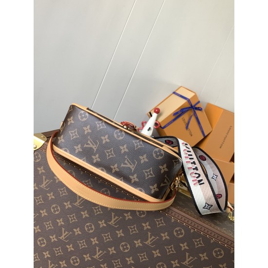 M45985 Baguette Bag Diane Handbag with pockets and neat interior Wide jacquard shoulder strap with Louis Vuitton logo and Monogram floral on both sides Size 240 x 150 x 90 cm