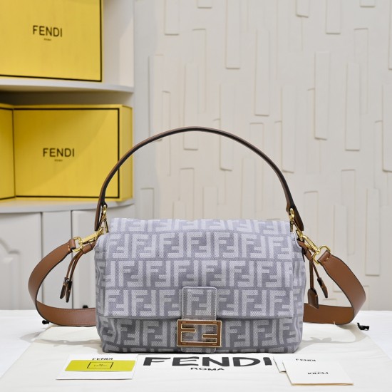 230 Model 7716 Plus Chain Plus 30 The new Mamma Baguette is coming to you The double combination of baguette and goody bag The most gentle bag on the net is not one of the soft and sticky lambskin is also too tender Both lazy and high-grade Iconic hardwar