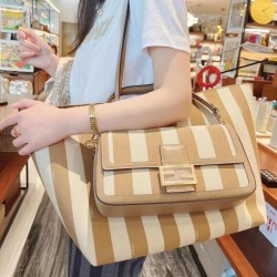 Striped baguette bag on the body effect reference 3321