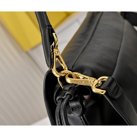 280 Model 7715 Plus Chain Plus $30 The new Mamma Baguette is coming to you The double combination of baguette and lucky bag The most gentle bag on the net is not one of the soft and sticky lambskin is also too tender Both lazy and high-grade Iconic hardwa