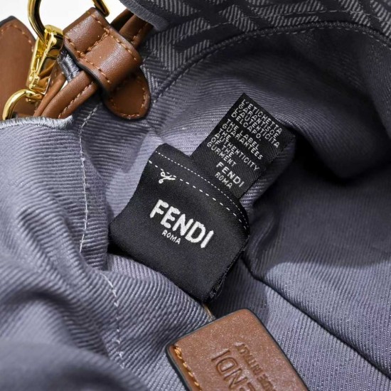 210 Model 7716 Plus Chain Plus 30 The new Mamma Baguette is coming to you with the double combination of baguette and lucky bag The most gentle bag on the net is not one of the soft and sticky lambskin leather is also too tender Both lazy and high-grade I