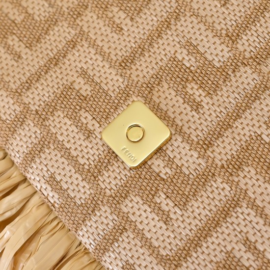 280 Model No. 3382 Medium New Fendi 2025 New Mamma Baguette Fendi Spring/Summer 2025 Women's Collection Creating a classic sublimation of everyday wear Mamma Baguette handbag new return inspired by the 1997 collection to pay tribute to the founder of the 