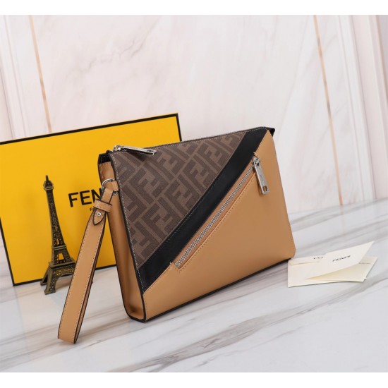 Brand FENDI Fendi style PVC black stripe men's men's bag Item No. 368568 color brown material head layer imported Napa cowhide double letters PVC size 27205FENDI upgraded version of the small monster men's men's bag made of imported head layer of Napa cow