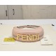 Size 24220 Model 1007 Chain 30Fendi Spring/Summer 2022 collection introduces a new half-moon underarm bag style with FENDI's metal letter logo at the bottom of the bag super valiant underarm bag this year, the underarm bag is the mainstream of the proper 