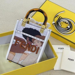 Upgraded batch 280 first batch in stock FENDI artist fashion illustration 2022 spring and summer series handbags this season works from the 20th century fashion illustrator Antonio Lopez's work to get inspired by the canvas a colorful girl illustration th