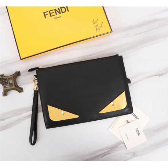Brand FENDI Fendi models organ gold iron piece handbag Item No. 168568 color black gold hardware size 30202 material head layer imported Napa cowhide FENDI pouch Fendi handbag super explosive models to come pull the head layer Napa cowhide hand-stitched f