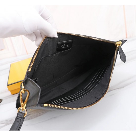 Brand FENDI Fendi models organ gold iron piece handbag Item No. 168568 color black gold hardware size 30202 material head layer imported Napa cowhide FENDI pouch Fendi handbag super explosive models to come pull the head layer Napa cowhide hand-stitched f