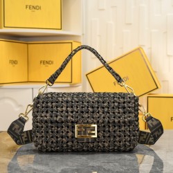 260 now Model 7713FI New Old Flower Woven Baguette Iconic Baguette Medium Handbag with Flap Design with FF Magnetic Closure FF Jacquard Fabric Woven Strap on the body is super good to see the highest rate of pieces can be a variety of retro with the class