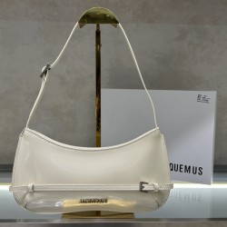 The new series le chiquito plus belt buckle changes, simply too good-looking, retro crossbody / handbag, adjustable shoulder strap crossbody retro open bead design as always, really super milk Si aura full open simply do not suck too fine cuties hurry to 