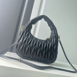 340 large M home 5BC108miumiu new miuwander handbags imported lambskin classic brand iconic matelasse texture embroidery vintage frosted hardware use round lonely curve retains the proper sense of playfulness bag type overall hard and shapely full of pers