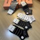 80 Miumiu Miu new socks in a box of five pairs of jacquard classic miumiu letters breathable soft and comfortable super hot small single product big brand out of the street hipster must-have super good match