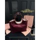 380 with box size 3830 miumiu miumiu corduroy tote bag open hung it miumiu seemingly simple tote on the body retro but also ageing practical and beautiful coexisting old money college style miumiu take the corduroy material Meilad color is very versatile 