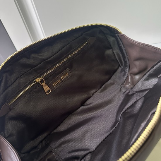 340 M home 5BB148 Ms. 22s new Boston bowling bag handheld shoulder crossbody bag body made of imported customized lambskin combined with miumiu iconic design made of selected textured fabrics to rigorous quilting line to create small and large but with th