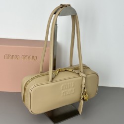 320 2025 spring and summer miumiu new 25Miu new bowling ball heavy handmade using multiple leather letters Logo spliced together from the bold and innovative design perfectly interprets the Miu eclectic style dashing casual and tolerant attitude towards l