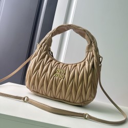 340 M home 5BC108miumiu new miuwander handbags imported lambskin classic brand iconic matelasse texture embroidery vintage frosted hardware using the round lonely curve retains the playful sense of the bag type overall stiff and shaped full of personality