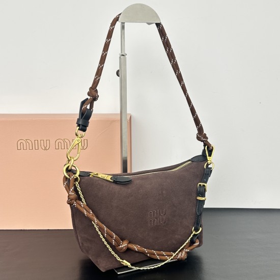 280 M frosted leather lunch box fall and winter flash limited series to come with retro do old small gold really temperament girls diversified expression of warm tweed feel is also too suitable for fall and winter bla size 1418510 paragraph No. 305