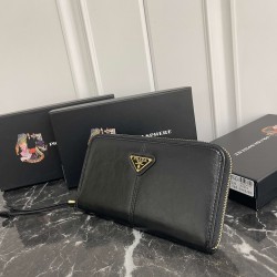 PRADA Prada Waxed Leather Metal Triangle Logo Zipper Closure Leather Wallet Unisex No. 316 Color Black Pink Gray