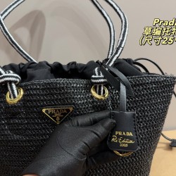 290 with box size 2528 Prada Prada Straw Tote Bag Prada Woven Tote Bag Spring and Summer new bag is made of rustic natural raffia crochet style sweet and fresh capacity daily travel must-have fashion items super suitable for travel vacation
