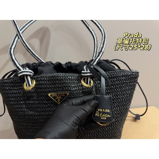 290 with box size 2528 Prada Prada Straw Tote Bag Prada Woven Tote Bag Spring and Summer new bag is made of rustic natural raffia crochet style sweet and fresh capacity daily travel must-have fashion items super suitable for travel vacation