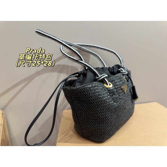 290 with box size 2528 Prada Prada Straw Tote Bag Prada Woven Tote Bag Spring and Summer new bag is made of rustic natural raffia crochet style sweet and fresh capacity daily travel must-have fashion items super suitable for travel vacation