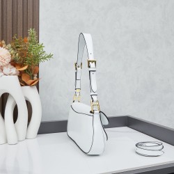 270 with box size 24x12x4 model number 817 prada armpit baguette cowhide version p2PRADA new baguette armpit bag at a glance vintage and high-level bag can be shoulder and crossbody full of high-level sense of the back on the body in seconds into temperam