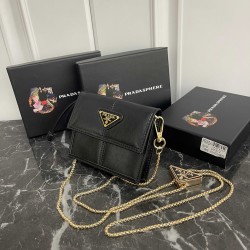 PRADA Prada oiled and enameled metal triangle logo snap closure Leather card case Regular Women's No. 312 Color Black Pink Gray