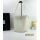 300 Prada Bucket is again the heart of the Prada Tote day slack lazy tote bag really love miserable on the upper body full of high-level sense of daily commuting must have Oh Model No. 085 Size 28X26