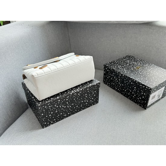 130 Heaven and earth cover size2517 Saint Laurent YSL LOULOU insignia envelope bag chain bag crossbody shoulder bag cloud bag the more you look the more temperament leisure business can be managed fairies come to take it home fashionable instantly to be p