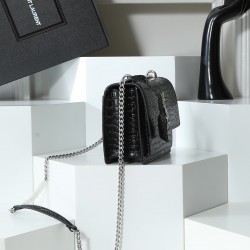 250YSL crocodile pattern Prince Wen the same models continue to burst in the special cowhide pressure three-dimensional pattern imported electroplating antique silver hardware street photography talisman tracking focus practical classic models temperament