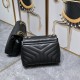 250 Black Button Saint Laurent Classic Legendary fashion and romantic combination of YSL's original leather is rich in such attributes can not say how fascinating it is just have a kind of magic can attract you to the many women's closet of the basic must