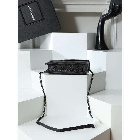 200 shipments YSL Saint Laurent out of the explosive models have to say Saint Laurent chain bag in the fashion circle has been on fire can not work this old French luxury brand has a man of magic LOOK not lack of highlights original leather imported calfs