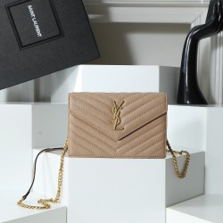 200 shipments YSL Saint Laurent out of the explosive models have to say Saint Laurent chain bag in the fashion circle has been on fire can not work this old French luxury brand has a man of magic LOOK not lack of highlights original leather imported calfs