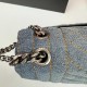 230 YSL denim envelope bag silver Logo is too poke heart Denim rivets collision is also too cool it casually a clip is lazy French style spring and summer back it out of the door directly asked burst Envelope bag design thin and light can be loaded with a