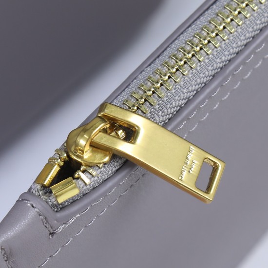 Back in stock 260 full cowhide leather YSL new shopping bag casual versatile oversized lining space worry-free safe easy to travel this season should have a size 333115cm opening size 45cm model 1860