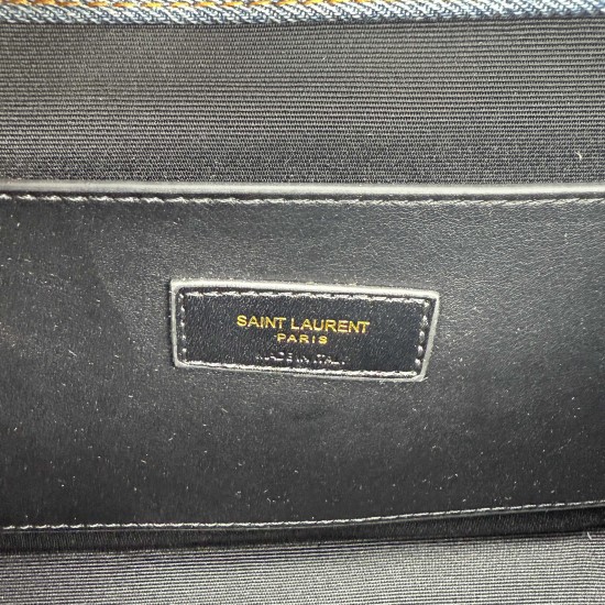 230 YSL denim envelope bag gold Logo is too poke heart Denim rivets collision is also too cool it casually a clip is lazy French style spring and summer back it out of the door directly asked burst Envelope bag design thin and light can be loaded with ant