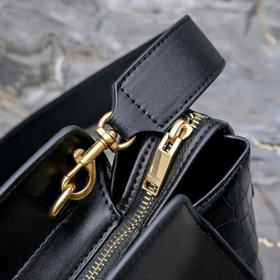 270 gold buckle with crocodile YSL Saint Laurent exclusive explosive bat bag ysl absolutely top goods exclusive highest-end goods super awesome ysl big bag original leather cowhide original quality superb workmanship original South African cowhide counter