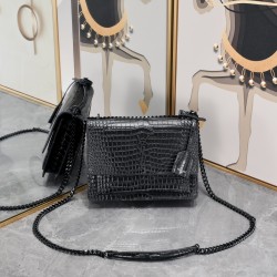 250YSL crocodile pattern Prince Wen the same models continue to burst in the special cowhide pressure three-dimensional pattern imported electroplating antique silver hardware street photography talisman tracking focus practical classic models temperament