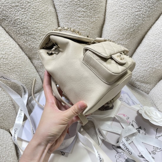 730 apricot large 23P super hot double backpack physical very small and the old duma about the same size color color is undoubtedly still a premium model is difficult to buy bitter on the body is very good with the very durable will definitely become a cl