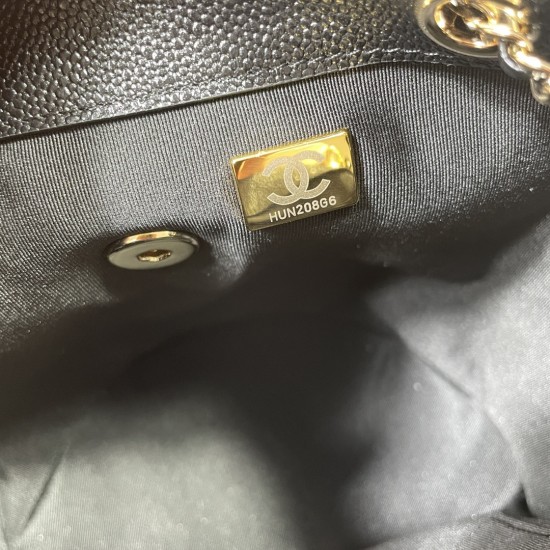 730 grams color large 23P super hot double backpack physical very small about the same size as the old duma color color is undoubtedly still a premium model is difficult to buy bitter on the body is very good with the very durable absolutely will become a