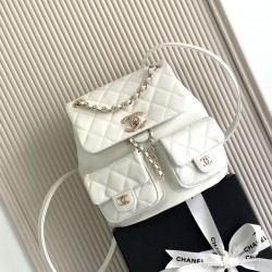 700 Chanel 23P super hot plain calf leather double backpack model 3860 The physical is very small and the old duma about the same size Undoubtedly still a premium model is very difficult to buy On the body is very good with the very durable will become a 
