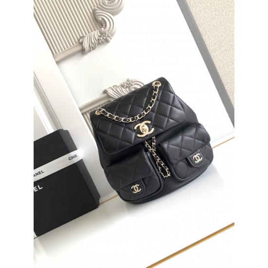 700 Chanel 23P super hot plain calf leather double backpack model 3860 The physical is very small and the old duma about the same size Undoubtedly still a premium model is very difficult to buy On the body is very good with the very durable will become a 