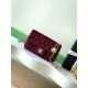 680 25a beauty diamond ball cf velvet bag how can be so good looking velvet texture is also advanced even if you have seen countless chanel can still sink at a glance this bag diamond ball on each diamond is very delicate a lot of people say that the velv