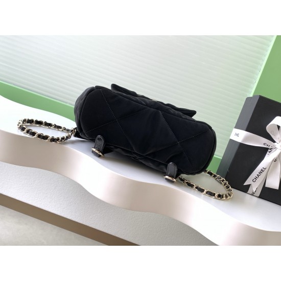 730 Chanel 25N Black Velvet Shoulder Bag Ski Season's Velvet Shoulder Bag Super Beautiful Top Very Light Feeling Soft Zan R Zan R Model No. AS5679 Size 251025 Matching Packaging