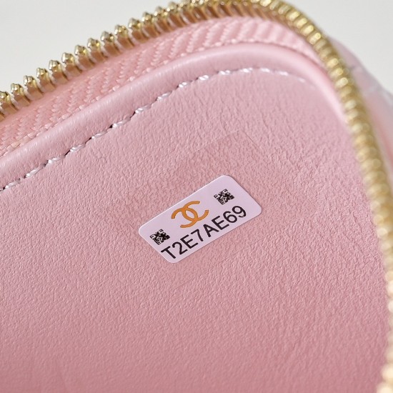 590 top version of the steel and gold ball box bag exquisite chic chain small cosmetic case decent square shape mini cute invincible a small space in addition to the phone to put not trivial small objects or quite can be stored decorative metal ball adjus