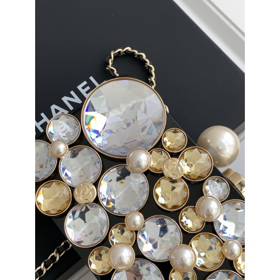 1450 25 A ready-to-wear collection diamond box evening bag Exclusive heavy shipments! This season's show in the Grand Palais in Paris staged a fairy tale feast of this series of works of innovative interpretation of the brand's style rules in exquisite de